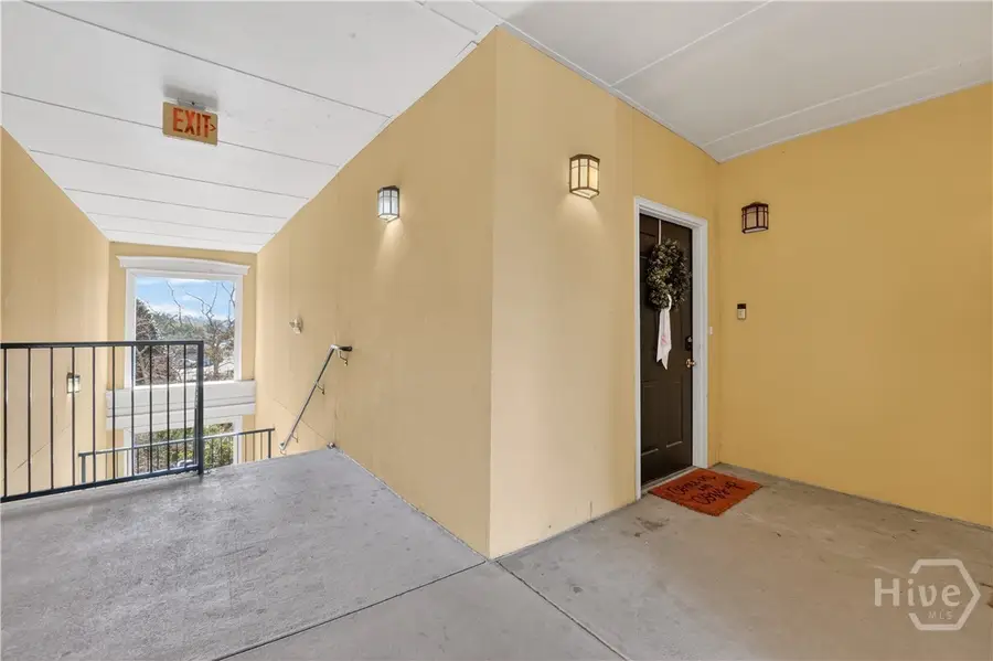 2136 Whitemarsh Way, Savannah, GA 31410 - #2