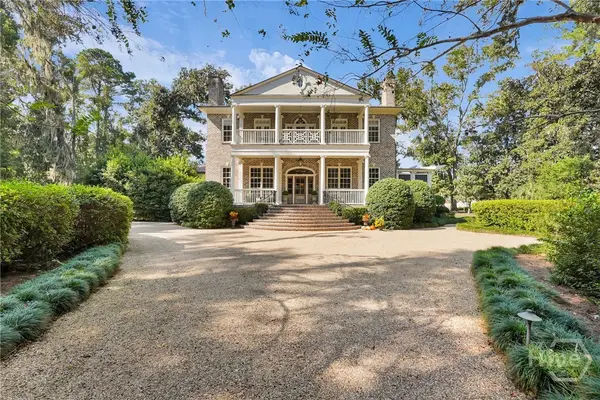 187 Jimmy Blige Lane, Richmond Hill, GA 31324