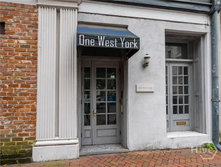 1 W York Street #D, Savannah, GA 31401 - #2