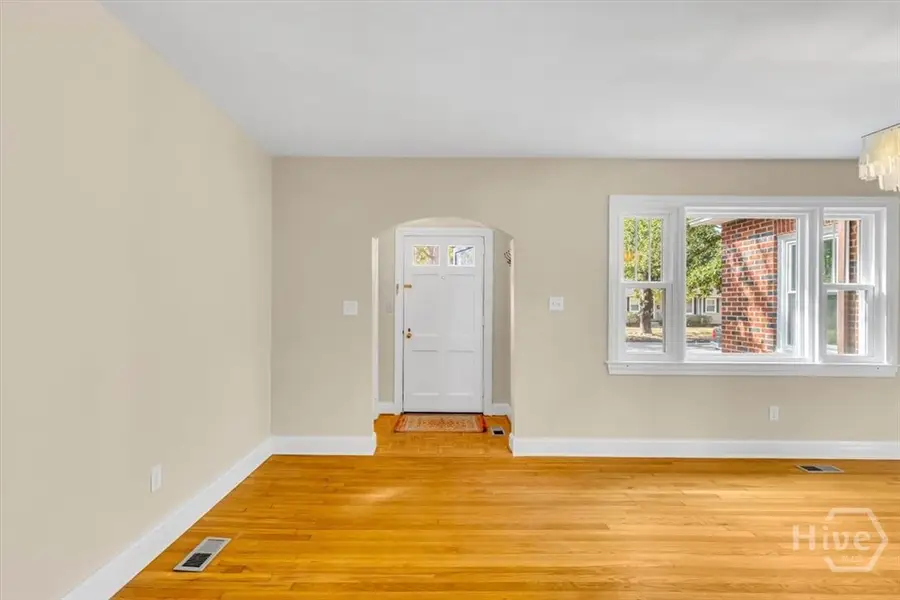 308 E 55th Street, Savannah, GA 31405 - #3