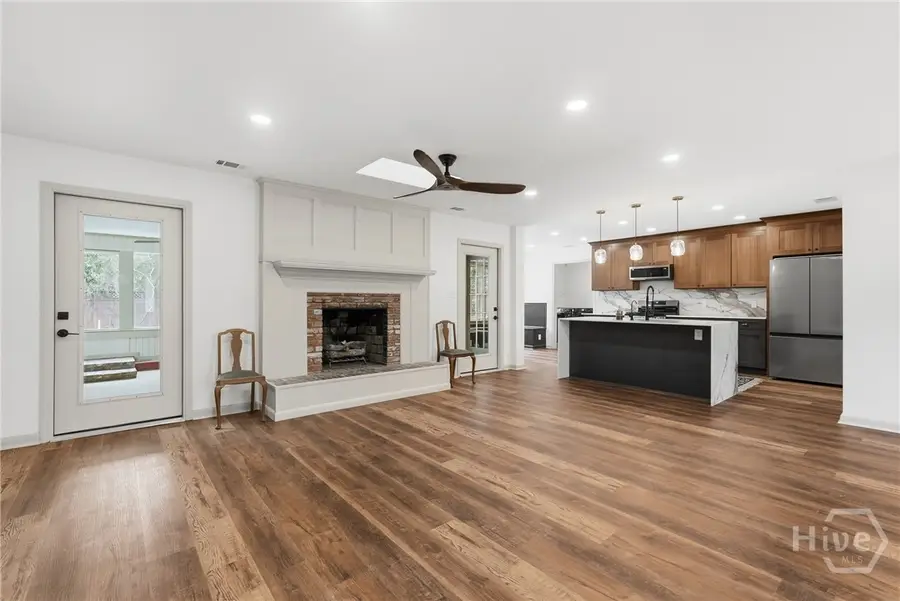 105 Carlton Road, Savannah, GA 31410 - #3