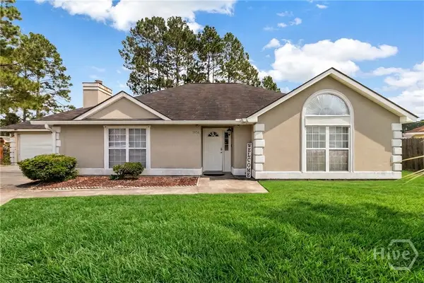 1956 Heathrow Drive, Hinesville, GA 31313