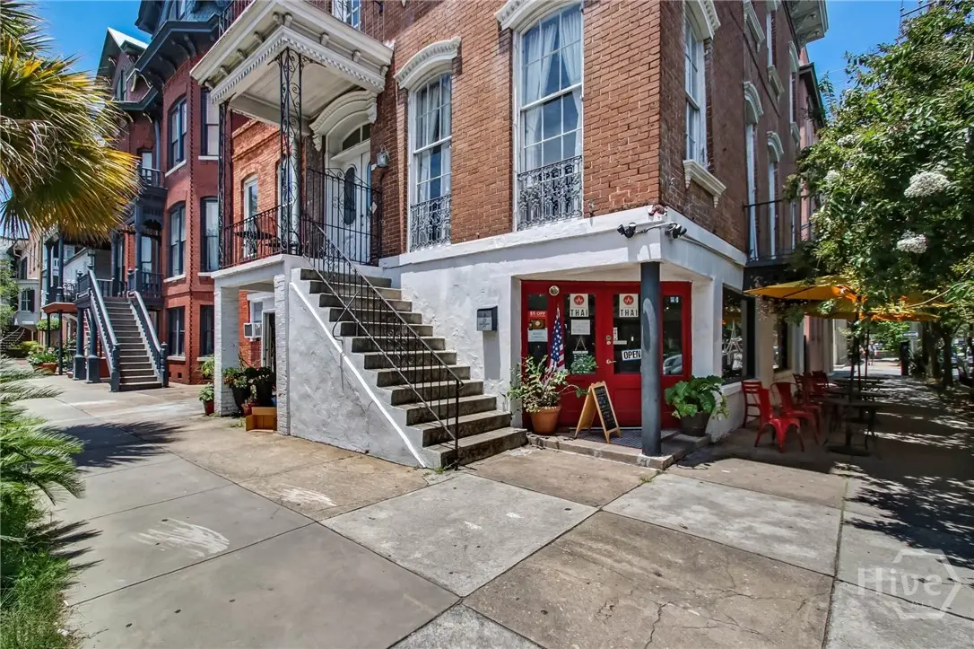 132 E Oglethorpe Avenue, Savannah, GA 31401 - #1