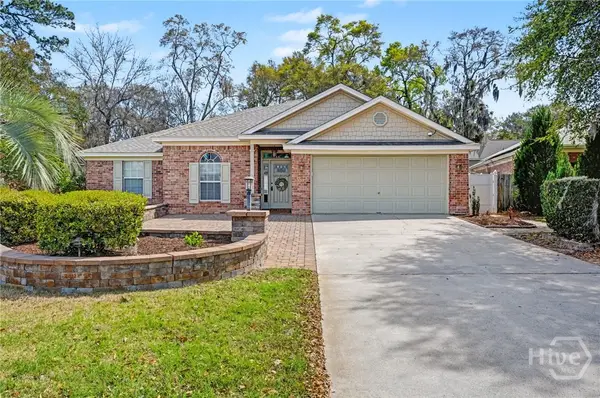136 Druid Circle, Savannah, GA 31410