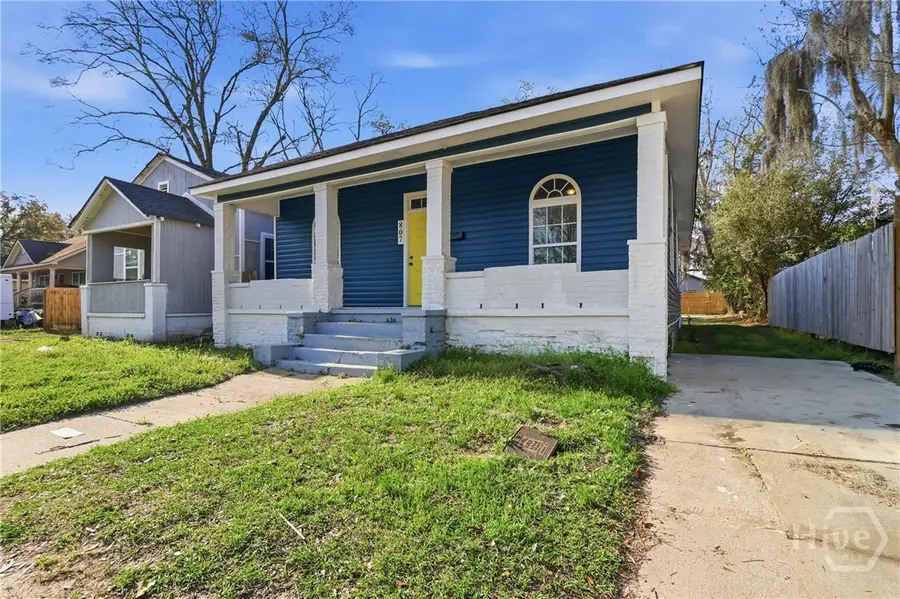807 W 52nd Street, Savannah, GA 31401 - #2