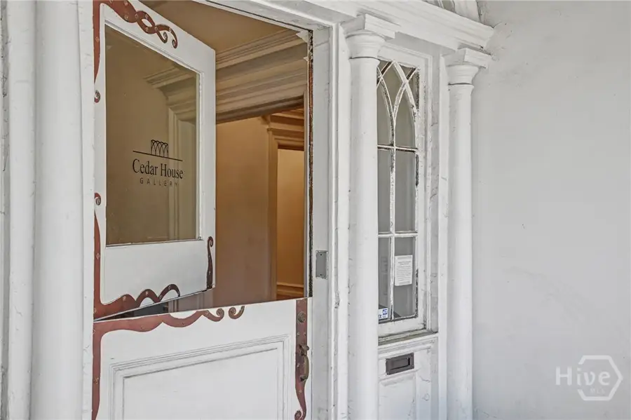 122 E 36th Street, Savannah, GA 31401 - #3