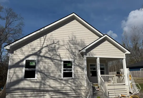 150 Darling Street, Savannah, GA 31408