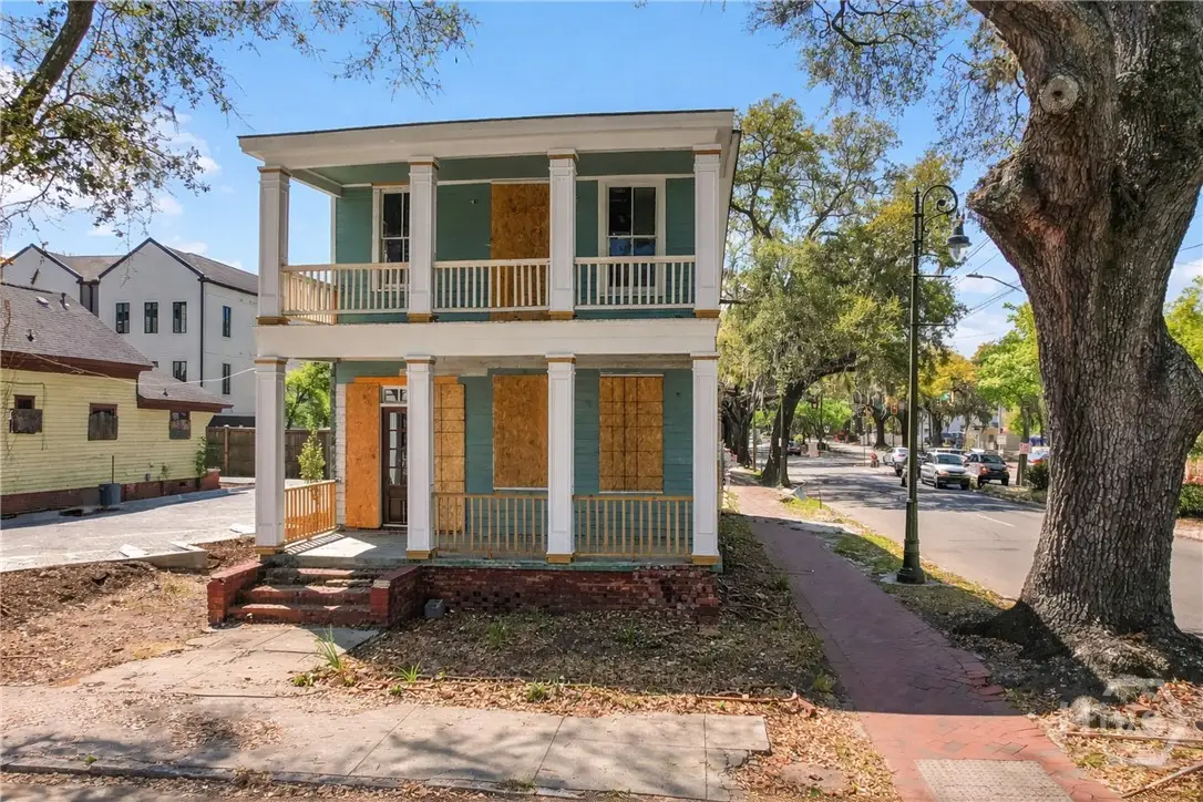 423 W 42nd Street, Savannah, GA 31401 - #1