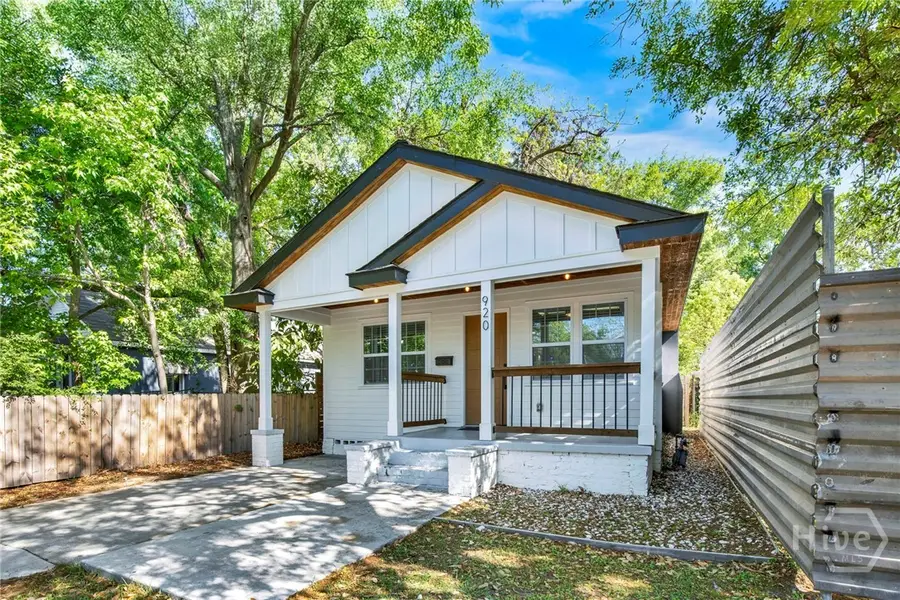 920 W 51st Street, Savannah, GA 31405 - #2