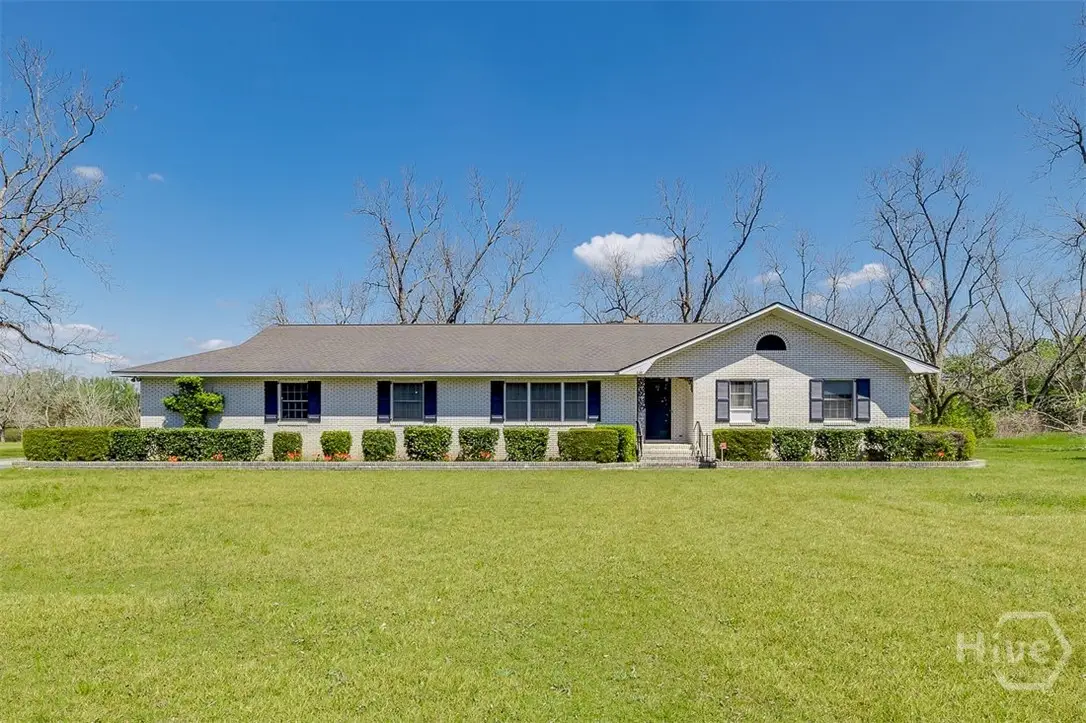 820 E Barnard Street, Glennville, GA 30427 - #1