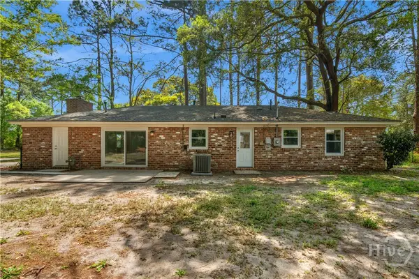 4 Sheridan Circle, Savannah, GA 31405