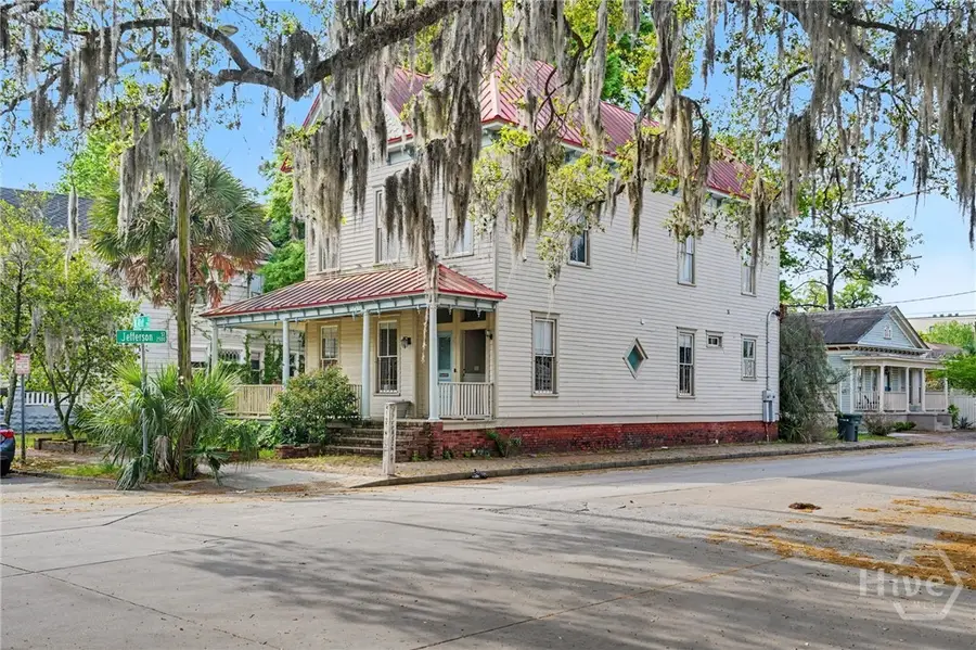 225 W 41st Street, Savannah, GA 31401 - #2
