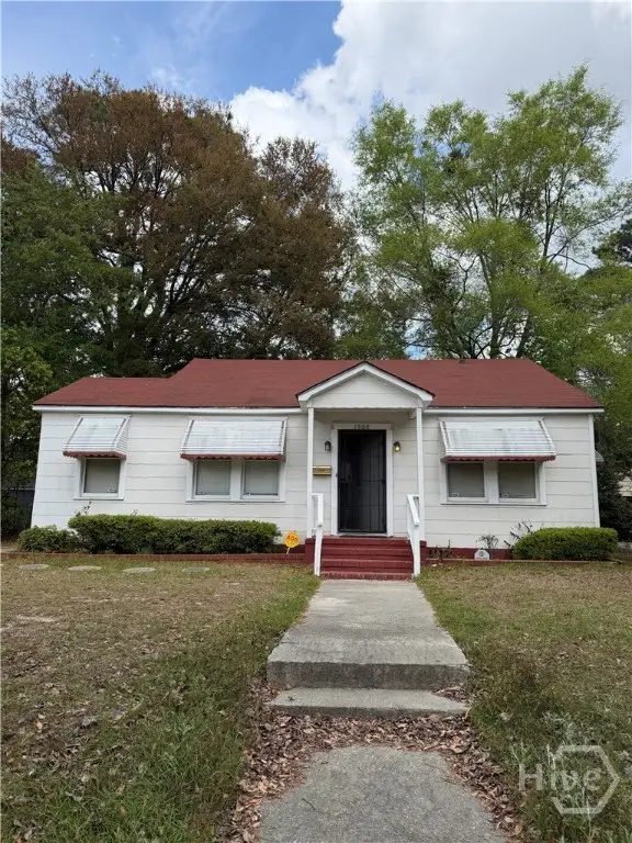 1304 E 52nd Street E, Savannah, GA 31404