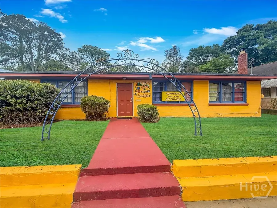 114 W 61st Street, Savannah, GA 31401 - #2