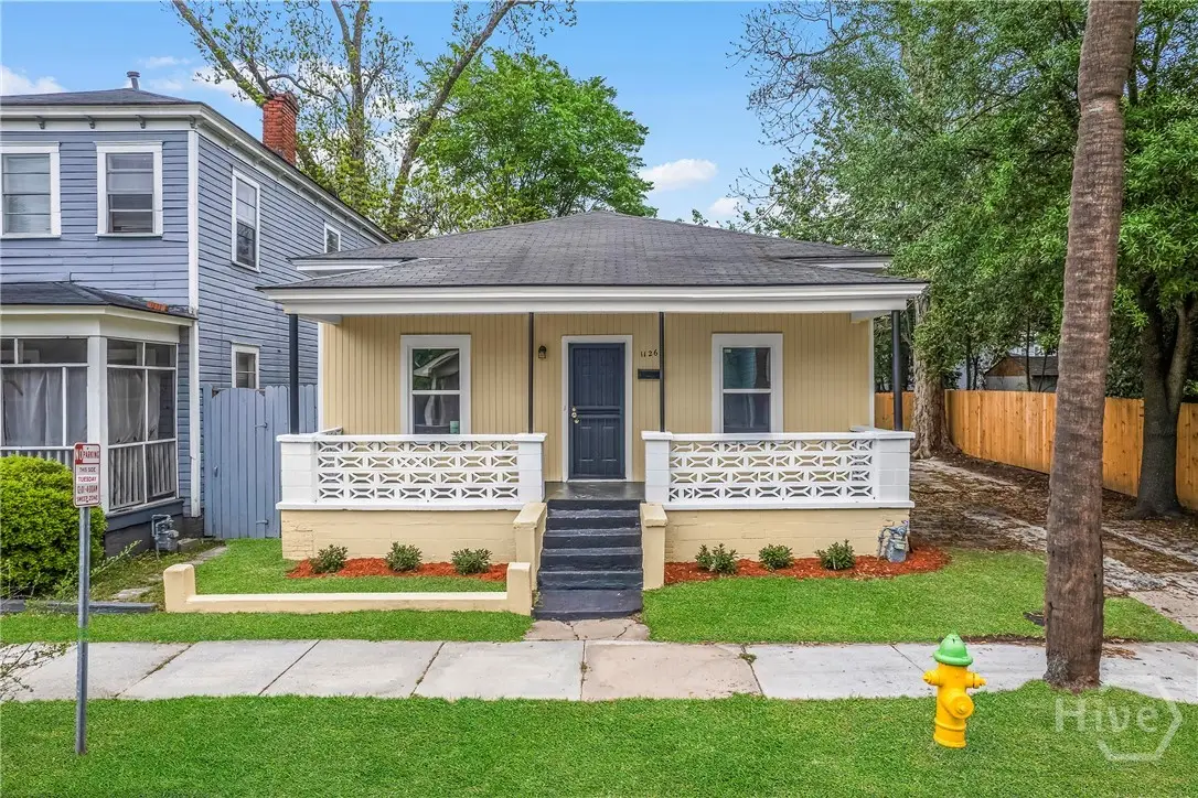 1126 E Waldburg Street, Savannah, GA 31401 - #1