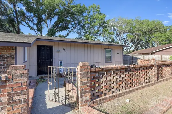 126 Cherokee Cr, Hinesville, GA 31313