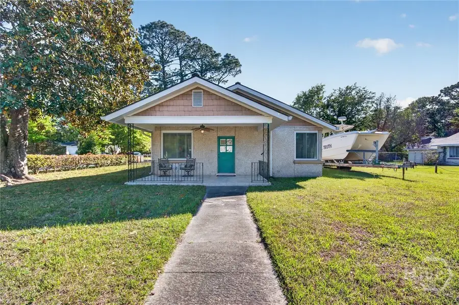 3207 Center Street, Thunderbolt, GA 31404 - #3