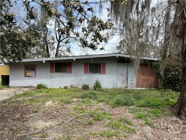 210 Croatan Street, Savannah, GA 31406