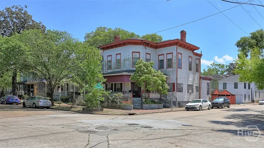 223 W 38th Street, Savannah, GA 31401 - #2