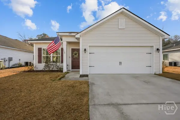 254 Brightleaf Circle, Hinesville, GA 31313