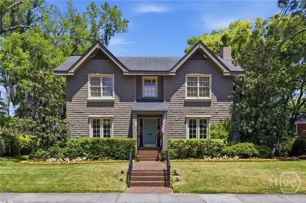 402 E 44th Street, Savannah, GA 31405