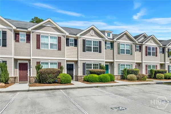 14 Winter Lake Circle, Savannah, GA 31407