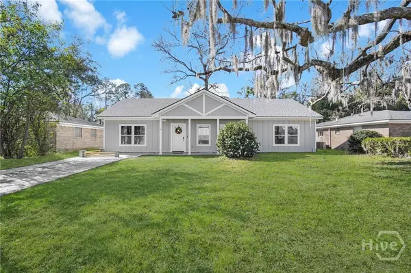 11 E Fairmont Avenue, Savannah, GA 31406