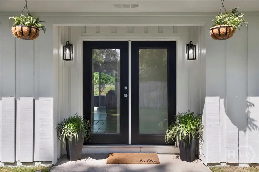 707 White Bluff Avenue, Savannah, GA 31419 - #2