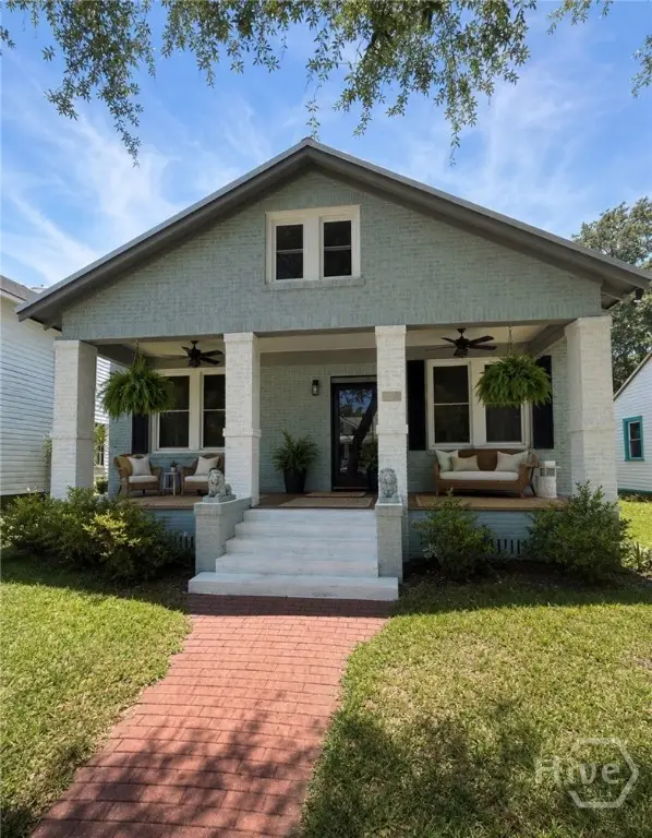 1129 E Duffy Street, Savannah, GA 31404