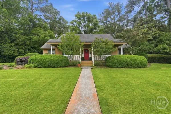 3 Garmany Lane, Savannah, GA 31406
