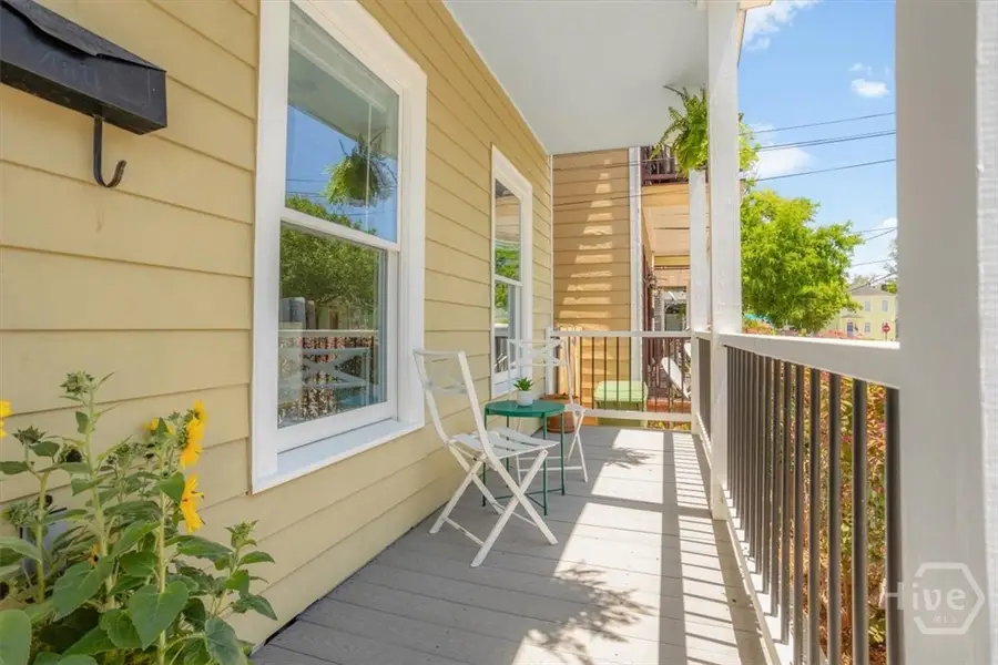 306 E 33rd Street, Savannah, GA 31401 - #3