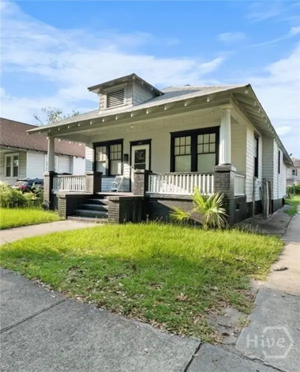 512 W 44th Street, Savannah, GA 31405