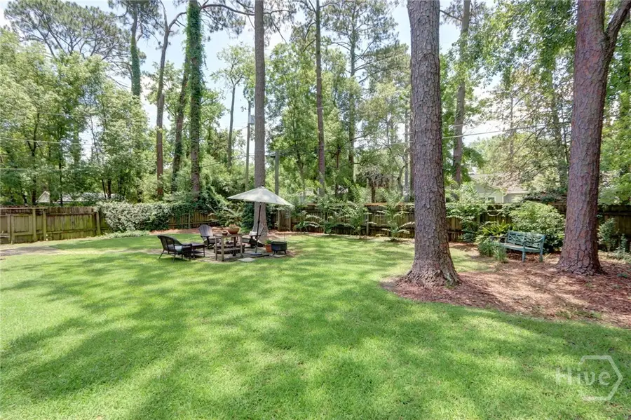423 E 57th Street, Savannah, GA 31405 - #2