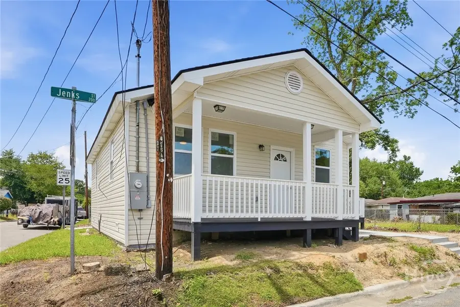 211 Jenks Street, Savannah, GA 31415 - #2