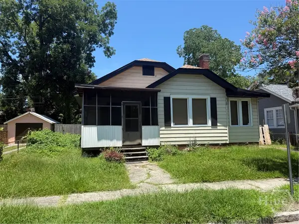 1120 E 40th Drive, Savannah, GA 31404