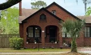 1214 E Victory Drive, Savannah, GA 31404