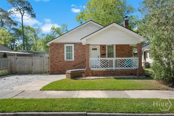 1229 E 40th Street, Savannah, GA 31404