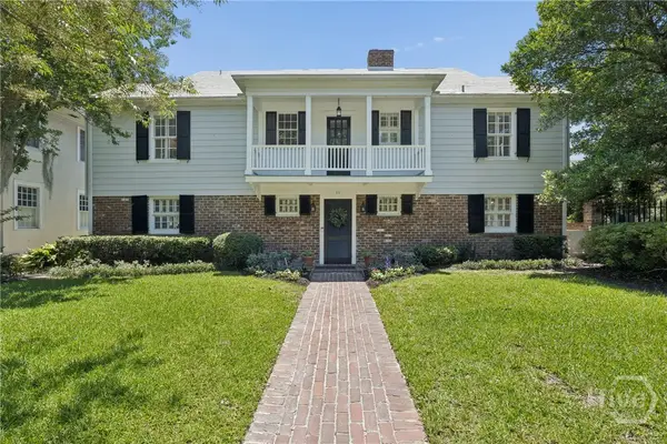 11 E 49th Street, Savannah, GA 31405