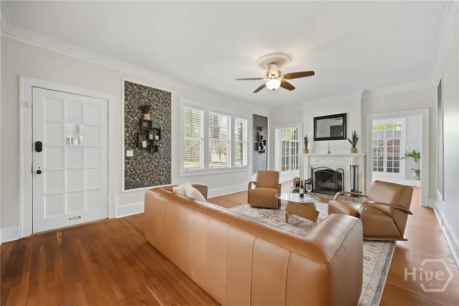 535 E 44th Street, Savannah, GA 31405 - #3