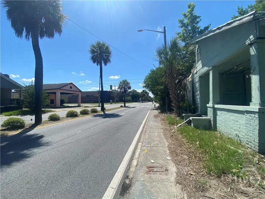 1022 W Victory Drive, Savannah, GA 31415 - #2