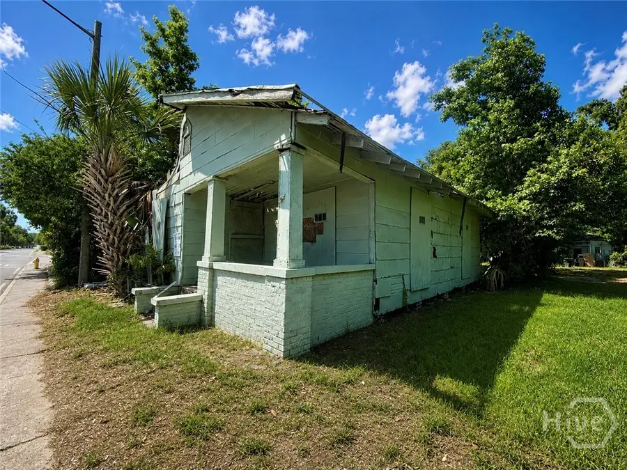 1022 W Victory Drive, Savannah, GA 31415 - #3