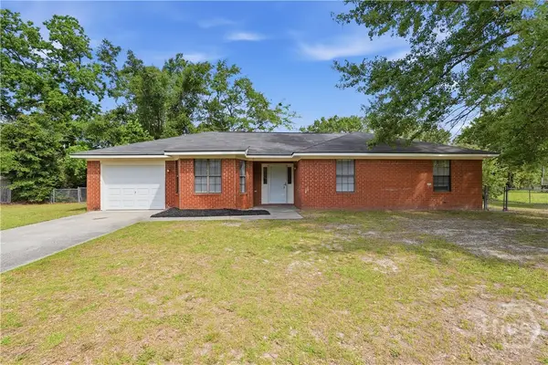 39 Henry Lane, Hinesville, GA 31313