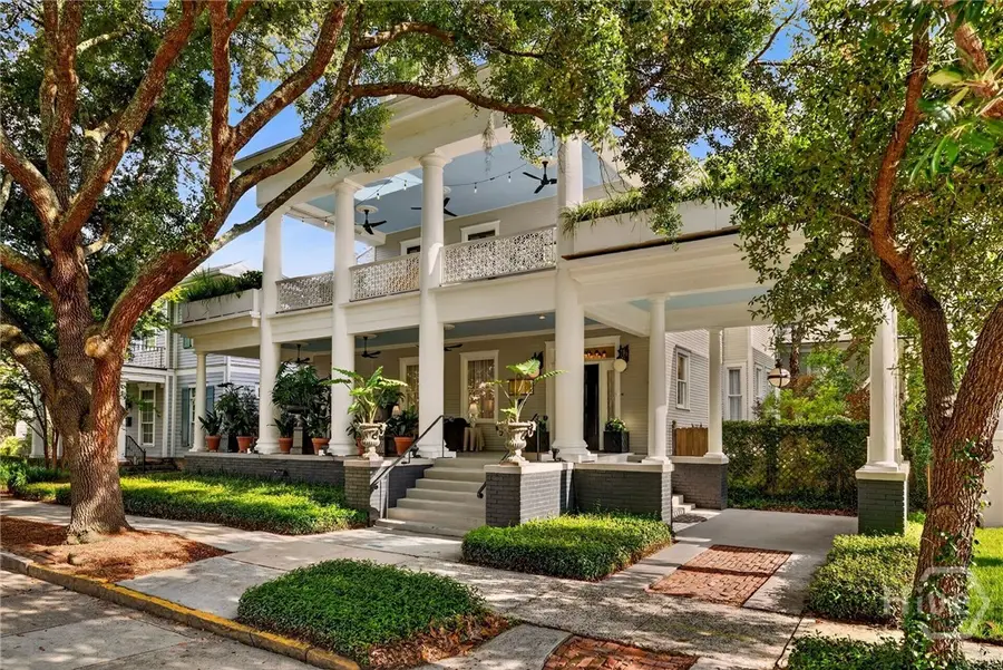 107 E 35th Street, Savannah, GA 31401 - #3