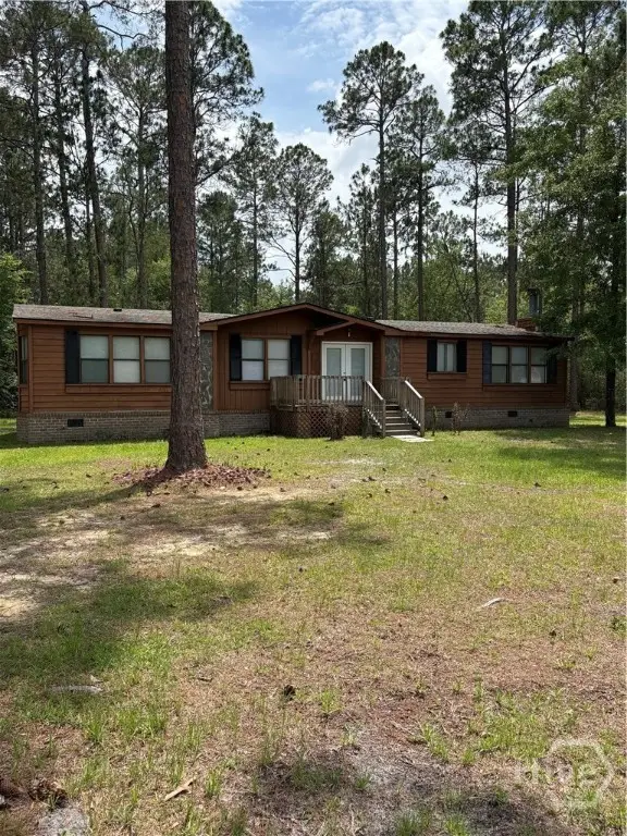 79 W E Smith Road, Pembroke, GA 31321