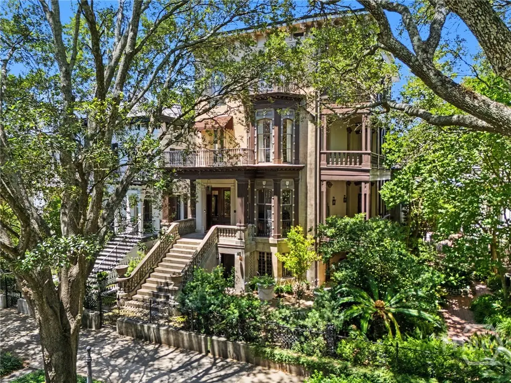 110 W Gaston Street, Savannah, GA 31401 - #1