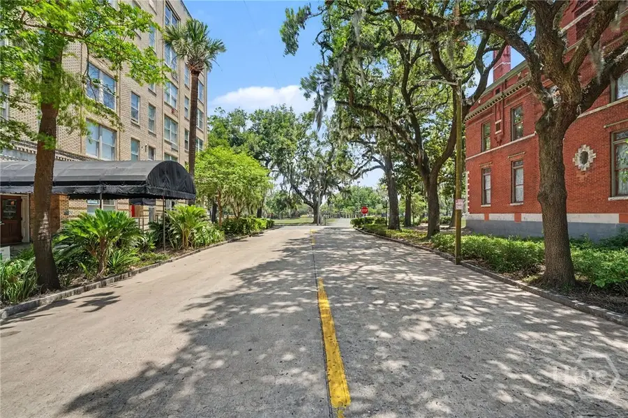106 W Gwinnett Street #2A, Savannah, GA 31401 - #3