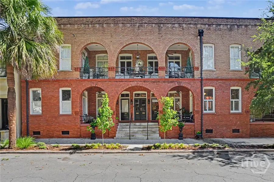 316 E Charlton Street, Savannah, GA 31401 - #3