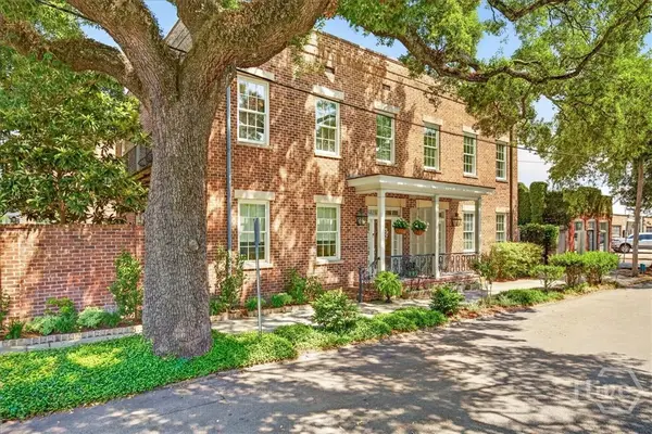 462 Montgomery, Savannah, GA 31401
