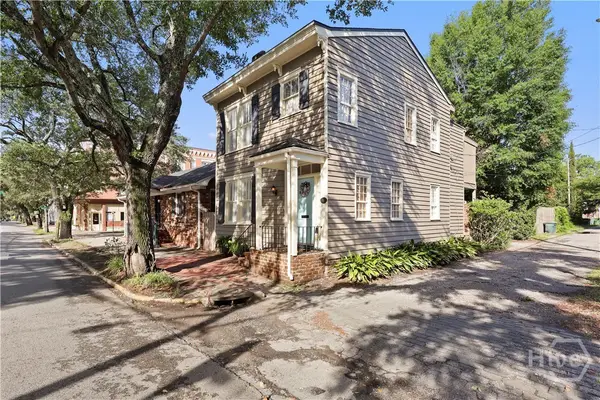 111 E Broad Street, Savannah, GA 31401