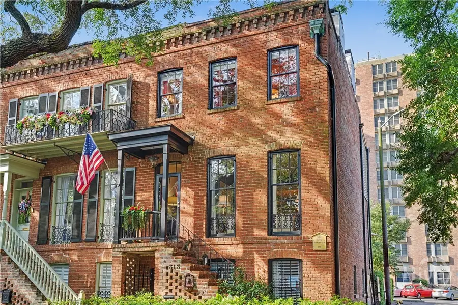 313 E Jones Street, Savannah, GA 31401 - #2
